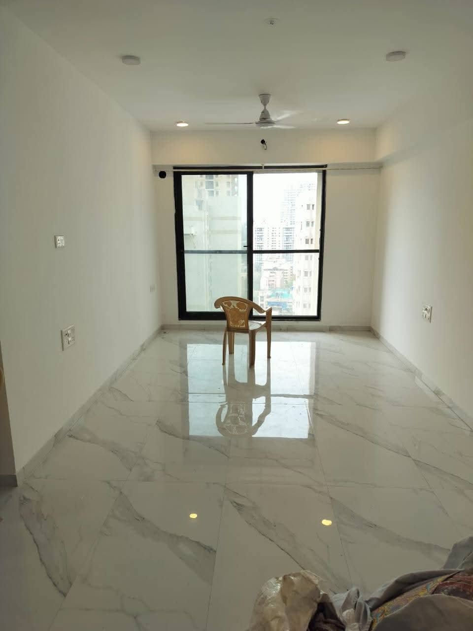 2 BHK 670 Sq.Ft. Apartment in Dev Leo Tower