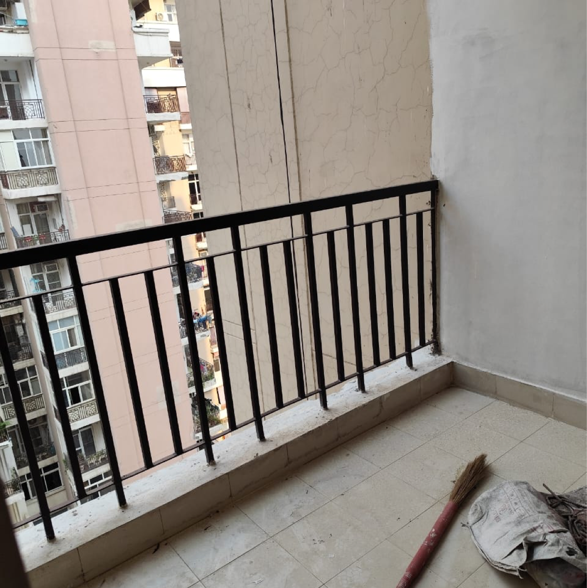 3 BHK 1350 Sq.Ft. Apartment in Gardenia Golf City