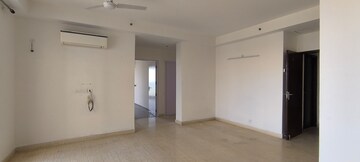 Room in 3 BHK Apartment at Conscient Heritage Max, Sector 102 – for Rent