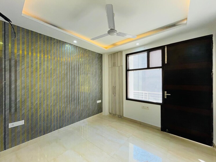 Room, empire-floors 3 Bedroom 190 Sq.Yd. Builder Floor In Sector 57 Gurgaon 8667940