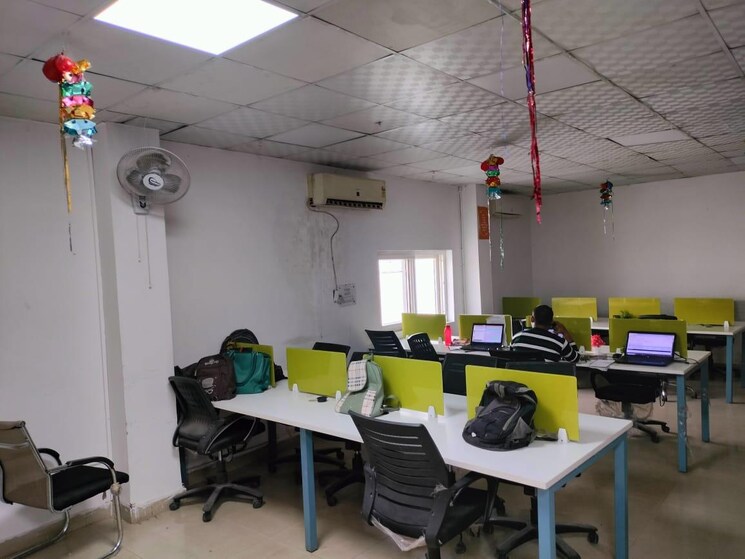 Team Area, sector 59 Commercial Office Space in IT/SEZ 1000 Sq.Ft. In Sector 59 Noida 8667960