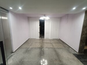 Room in 4 BHK Builder Floor at Sushant Lok I – for Sale