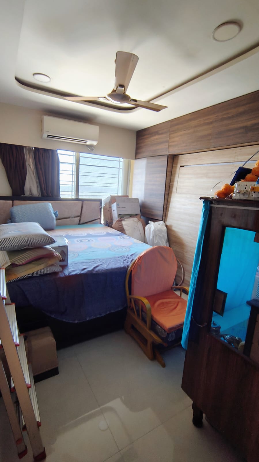 2 BHK Apartment For Rent in Gurukrupa Marina Enclave