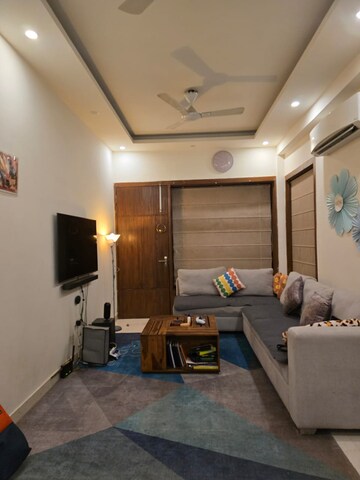 Living Room in 3 BHK Builder Floor at Sushant Lok 2, Sector 57 – for Rent