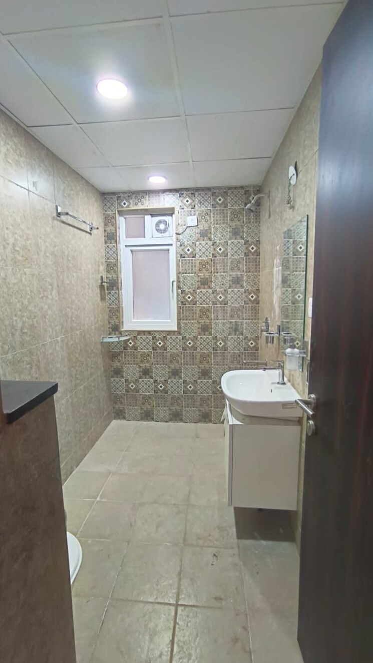 Bathroom, brigade-citadel-phase-ii 3 Bedroom 1793 Sq.Ft. Apartment In Moti Nagar Hyderabad 8668634