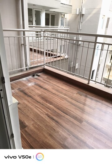 Balcony in 4 BHK Apartment at Ram Shanti Apartment, Sector 52 – for Rent