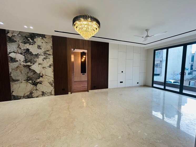 Room, ardee-city 4 Bedroom 260 Sq.Yd. Builder Floor In Sector 52 Gurgaon 8668697