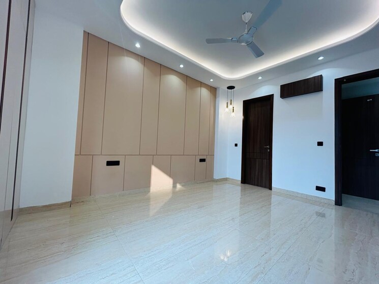 Room, ardee-city 4 Bedroom 260 Sq.Yd. Builder Floor In Sector 52 Gurgaon 8668697
