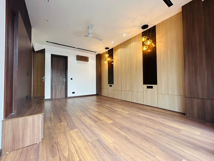 Room, ardee-city 4 Bedroom 260 Sq.Yd. Builder Floor In Sector 52 Gurgaon 8668697