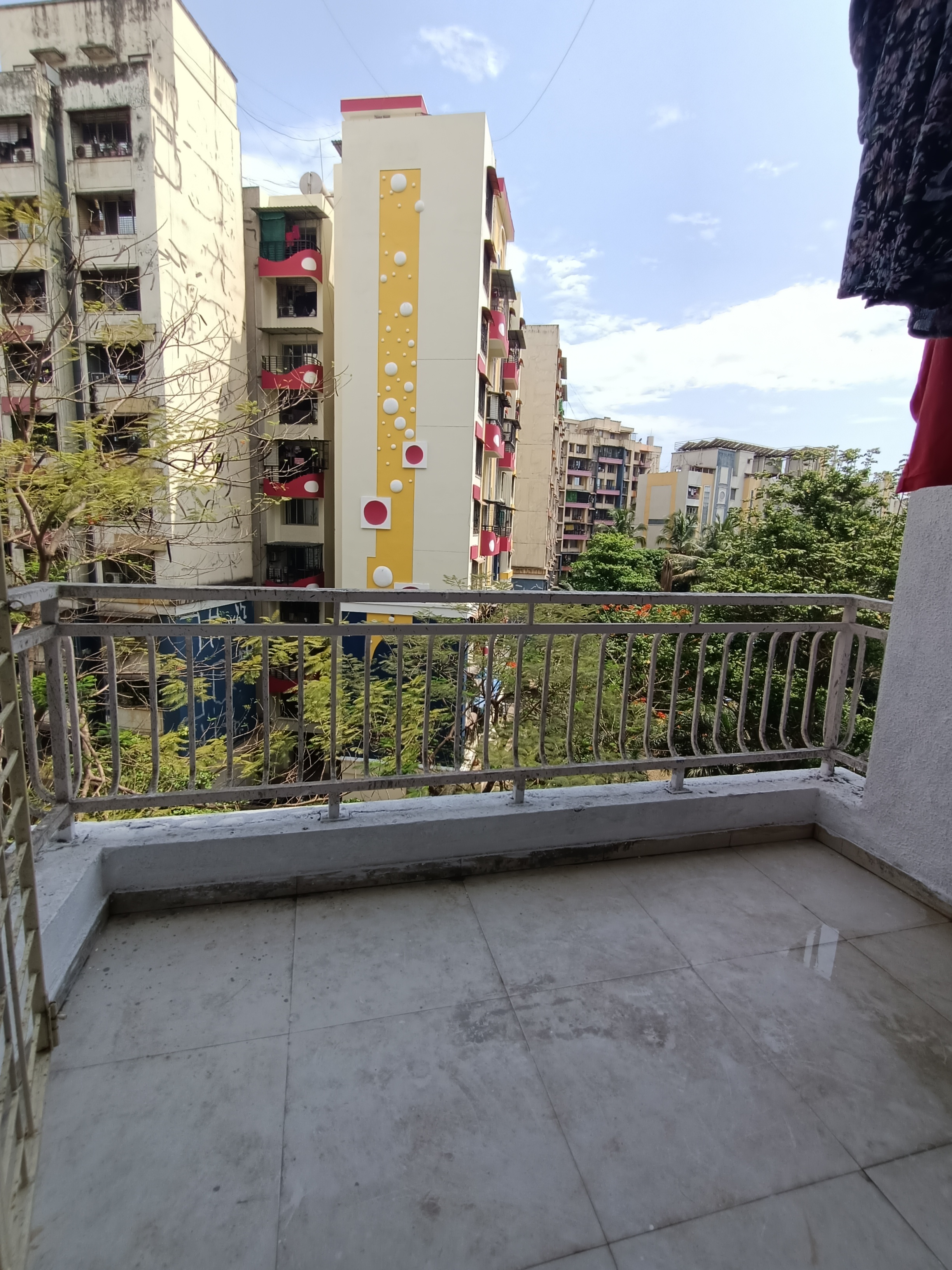 1 BHK + Pooja Room Apartment For Rent in Amar Raj Vaibhav NX