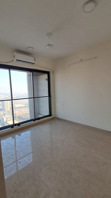Room in 2 BHK Apartment at Dosti Eastern Bay, Wadala – for Rent