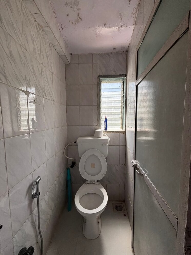 Bathroom, seven bunglow 1 Bedroom 358 Sq.Ft. Apartment In Seven Bunglow Mumbai 8668835
