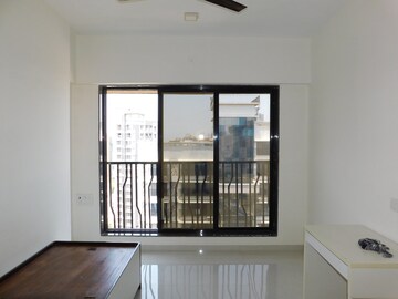 Room in 3 BHK Apartment at Kamla Prasanna Jeevan, Borivali West – for Sale