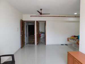 Furnished Amenities in 3 BHK Apartment at Kamla Prasanna Jeevan, Borivali West – for Sale