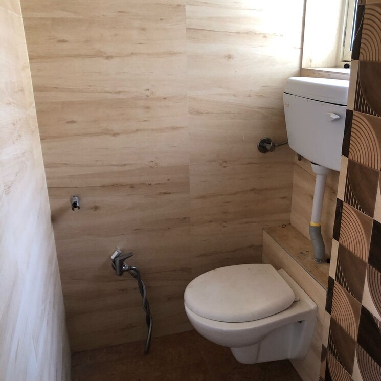 Bathroom, riddhi-garden 1 Bedroom 625 Sq.Ft. Apartment In Riddhi Gardens Mumbai 8668951