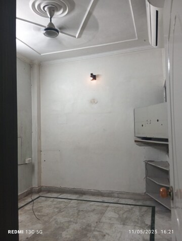 Bathroom in 2 BHK Builder Floor at Rohini Sector 25 – for Sale
