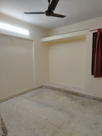 Room in 1 BHK Apartment at Amaltas CHS Vasant Vihar, Vasant Vihar – for Rent