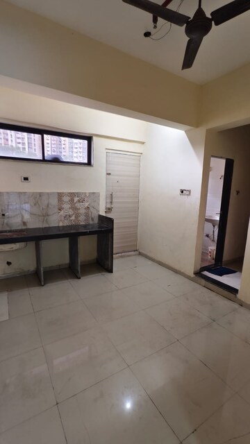  Shop For Sale in Riverdale Tower, Andheri East