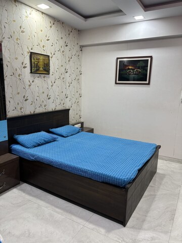 Bedroom in 3 BHK Apartment at Lucent Fressia Ranibello, Malad East – for Rent
