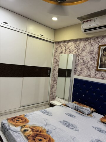 Bedroom in 3 BHK Apartment at Lucent Fressia Ranibello, Malad East – for Rent