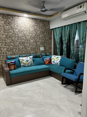 Bedroom in 3 BHK Apartment at Lucent Fressia Ranibello, Malad East – for Rent