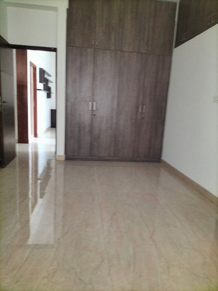 Room, byrathi 3 Bedroom 2200 Sq.Ft. Apartment In Byrathi Bangalore 8668974