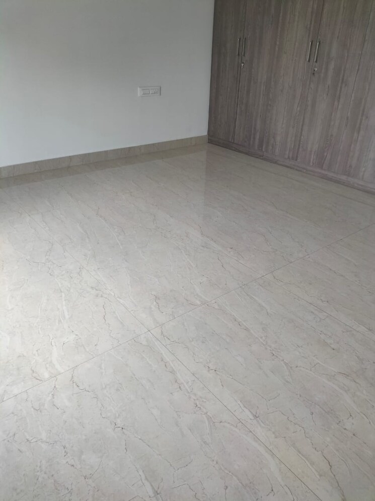 Room, byrathi 3 Bedroom 2200 Sq.Ft. Apartment In Byrathi Bangalore 8668974