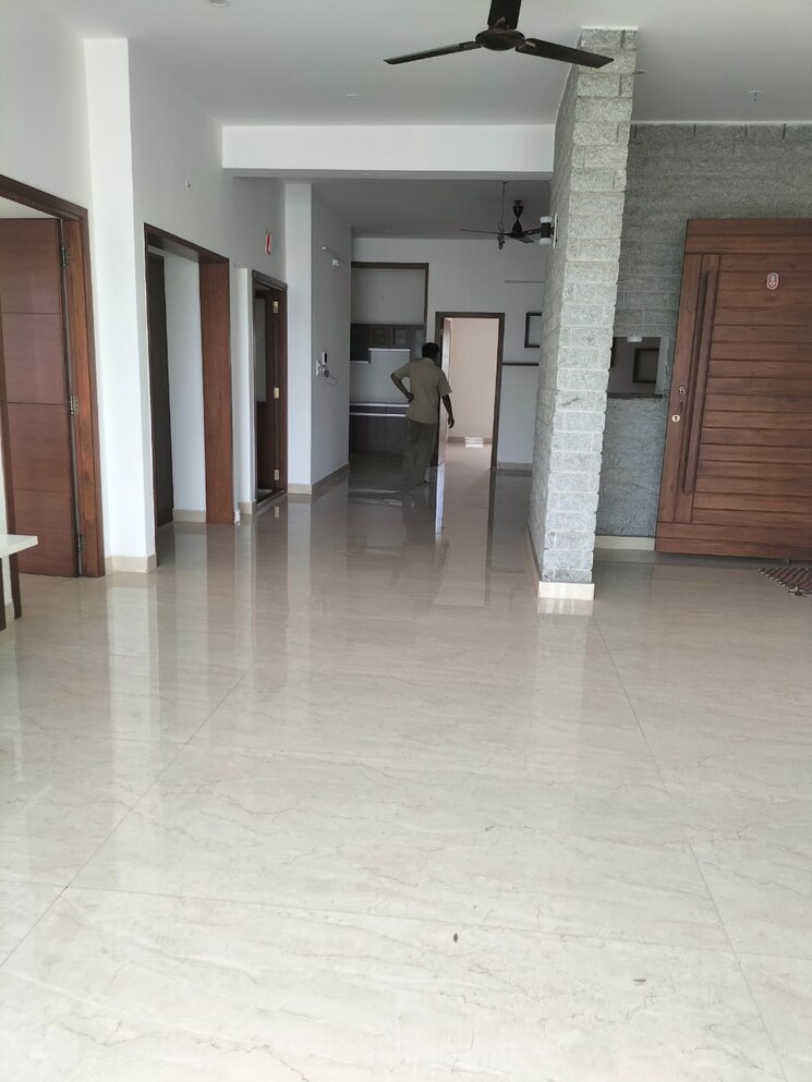 Room, byrathi 3 Bedroom 2200 Sq.Ft. Apartment In Byrathi Bangalore 8668974