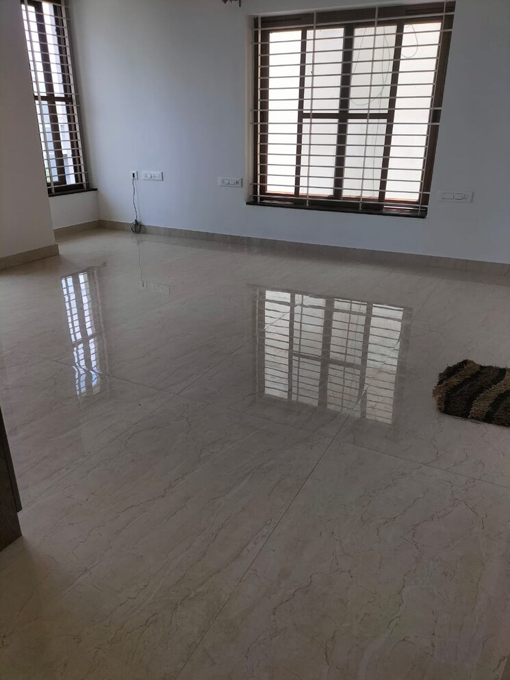 Room, byrathi 3 Bedroom 2200 Sq.Ft. Apartment In Byrathi Bangalore 8668974