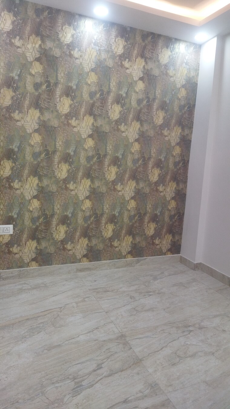 Room, govindpuri 2 Bedroom 700 Sq.Ft. Builder Floor In Govindpuri Delhi 8668976