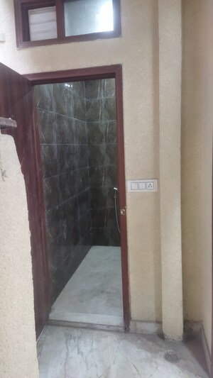 Building Lobby in 2 BHK Builder Floor at Govindpuri – for Sale