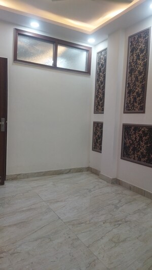 Room in 2 BHK Builder Floor at Govindpuri – for Sale