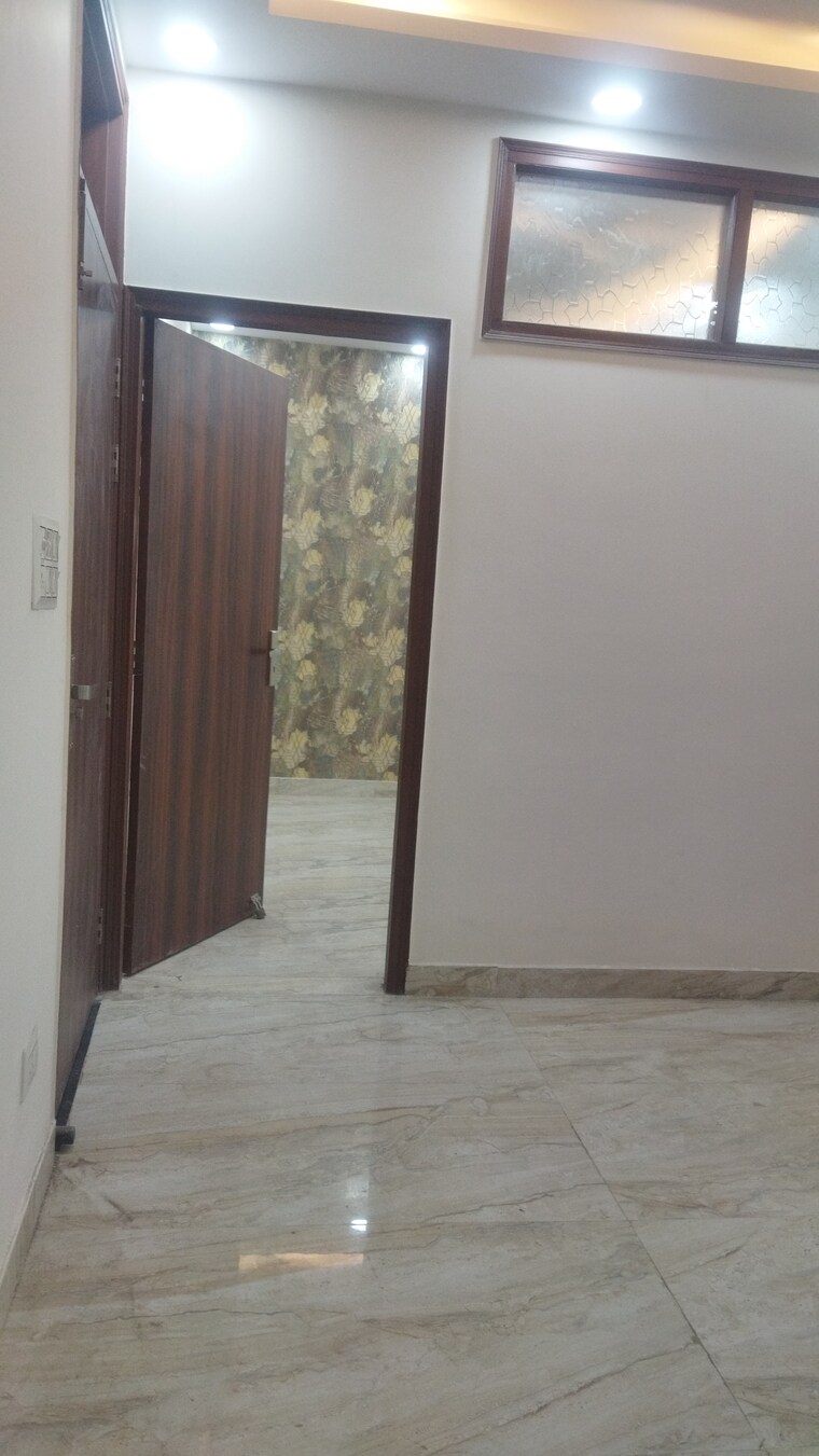 Room, govindpuri 2 Bedroom 700 Sq.Ft. Builder Floor In Govindpuri Delhi 8668976