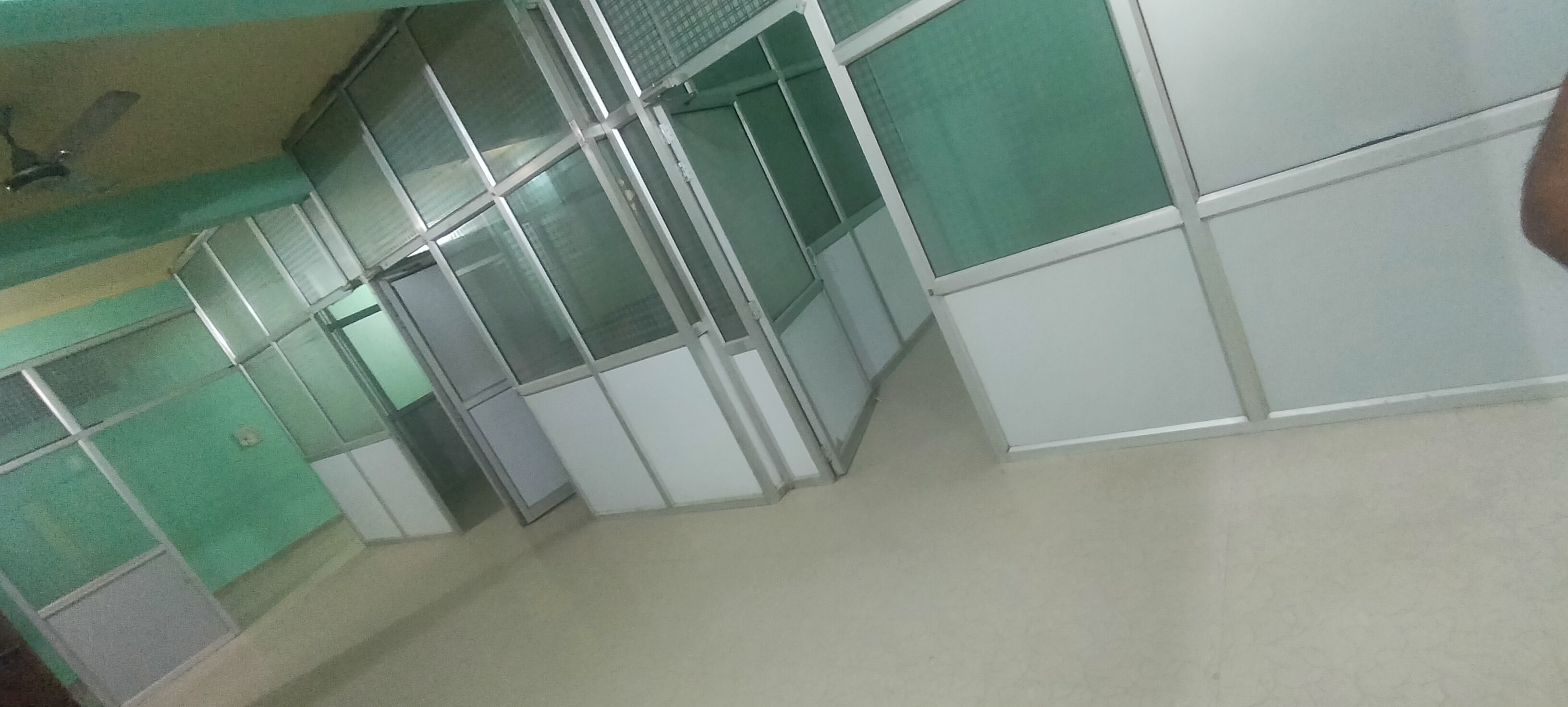 Office Space For Rent in 2000 Sqft Area Commercial