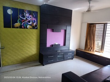 Bedroom in 3 BHK Apartment at Raheja Sherwood, Goregaon East – for Rent