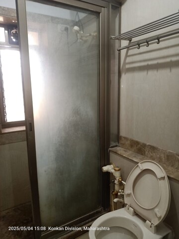 Bathroom in 3 BHK Apartment at Raheja Sherwood, Goregaon East – for Rent