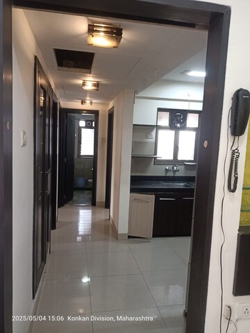 Building Lobby in 3 BHK Apartment at Raheja Sherwood, Goregaon East – for Rent