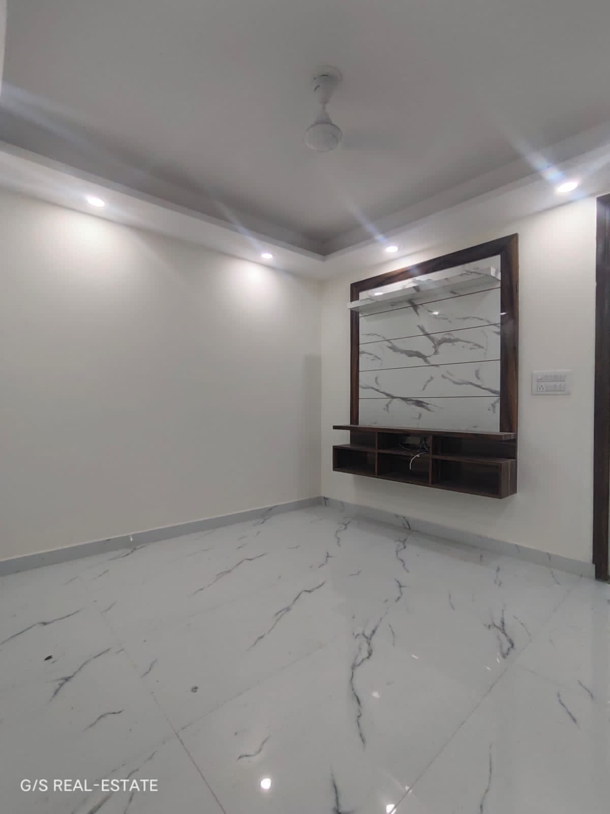 3 BHK Builder Floor For Rent in Chattarpur