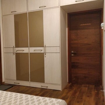 Room in 3 BHK Apartment at Romell Aether, Pandurang Wadi – for Rent