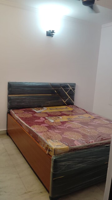 Bedroom in 2 BHK Builder Floor at Malviya Nagar – for Rent