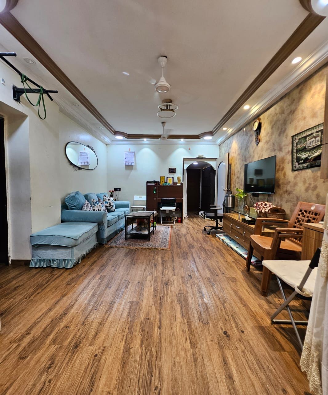 2 BHK Apartment For Rent in Juhu Tarang