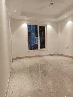 Room in 4 BHK Builder Floor at Greater Kailash I – for Sale
