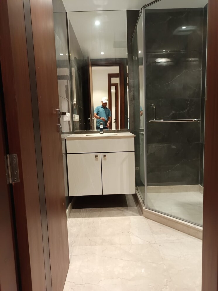 Other, greater kailash i 4 Bedroom 2700 Sq.Ft. Builder Floor In Greater Kailash I Delhi 8669093