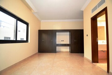 Room in 2 BHK Apartment at Ruparel Ariana, Parel – for Rent