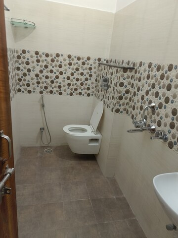 Bathroom in 2 BHK Independent House at Gomti Nagar – for Rent