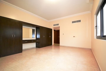 Room in 2 BHK Apartment at Ruparel Ariana, Parel – for Rent