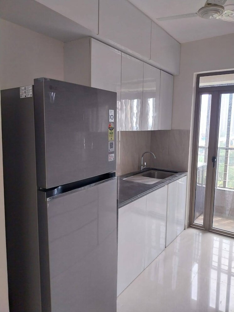 Kitchen, kalpataru-paramount 2 Bedroom 672 Sq.Ft. Apartment In Kapur Bawdi Thane 8669158