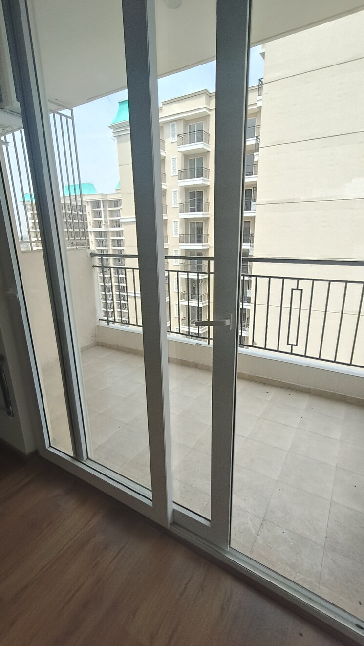 Balcony, aerocity 3 Bedroom 1785 Sq.Ft. Apartment In Aerocity Mohali 8669163