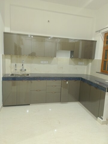 Kitchen in 2 BHK Independent House at Gomti Nagar – for Rent
