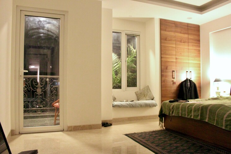 Living Room, greater kailash 3 Bedroom 300 Sq.Yd. Builder Floor In Greater Kailash Delhi 8669214